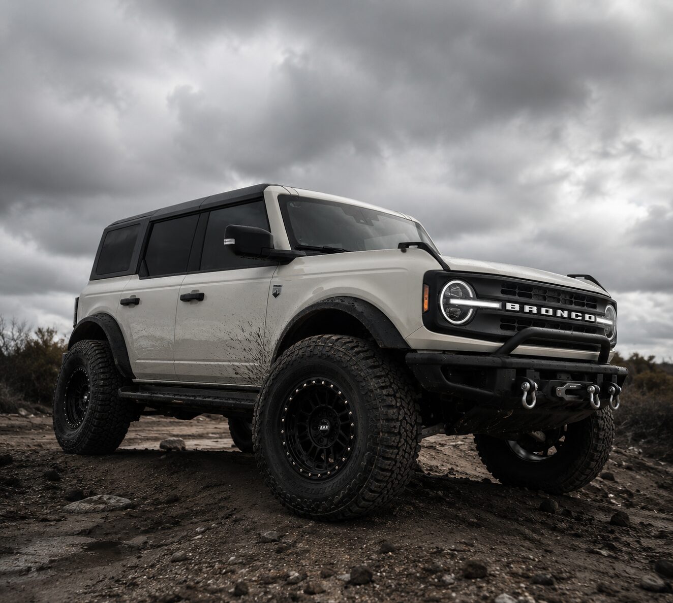 Lifted Ford Bronco custom build Jupiter West Palm Beach DV8 Motorsports