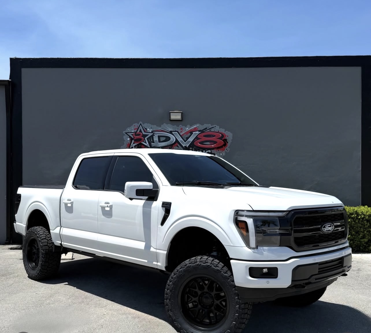 Custom truck lift DV8 Motorsports Lake Park FL